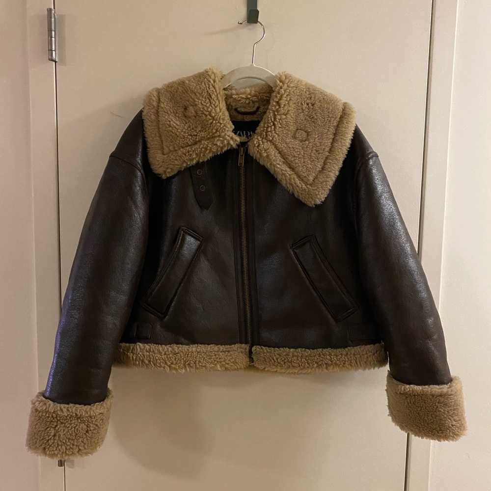 Zara Faux leather biker jacket with contrast faux shearling lining size S